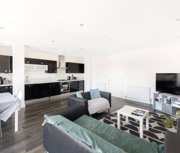 York House, N22, London - Photo 3