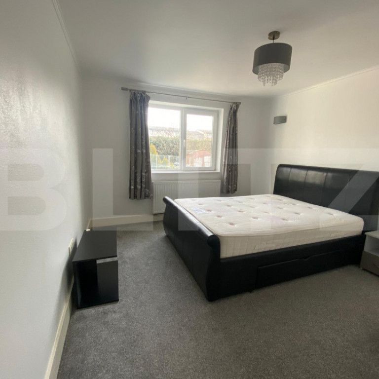 Jumatate de duplex, 120 mp utili, Zona Ciarda Rosie - Fotografie 1