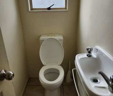 Property Management3 Gina Avenue, Ranui - Townhouse for Rent - Photo 3