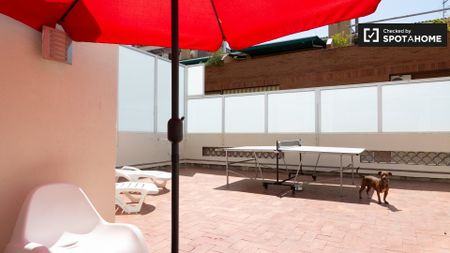 barcelona, Catalonia 08023 - Photo 5