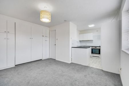 Studio to rent - Photo 4