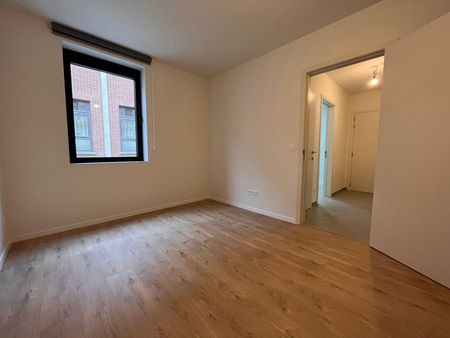 Gelijkvloers ruim nieuwbouw appartement met terras - Foto 5