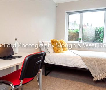 Cobbett Road, Guildford, Surrey, GU2 8EL - Photo 4