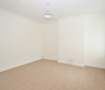 Student Property - Two Double Bedrooms - Photo 2