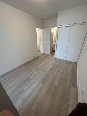 For Lease - 36 Elm Drive Unit# 202, Mississauga, Ontario - Photo 1
