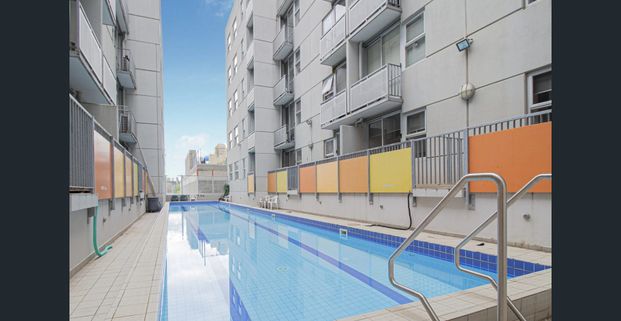 Fully Furnished Apartment within 'Arrow on Swanston' complex - Photo 1