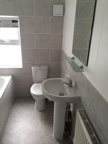 Victoria Park, Bristol - Photo 3