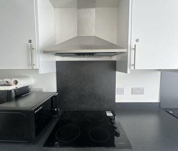 Studio Flat, Craven Park Road, NW10 - Photo 3