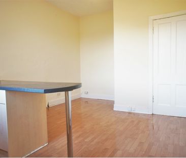 Castle Terrace, Dumbarton - Photo 2