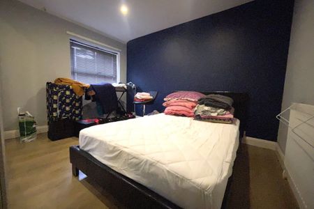 Ridgehurst Avenue, WATFORD - Photo 5