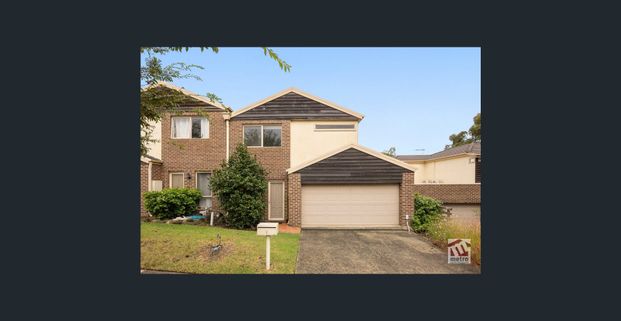 NEAT & TIDY FAMILY HOME! - Photo 1