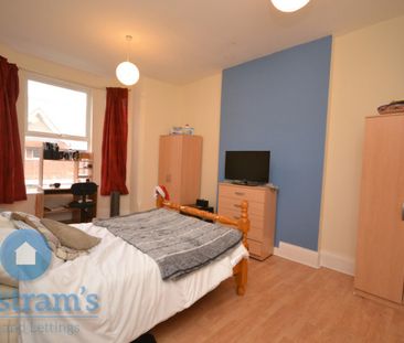 1 bed Shared House for Rent - Photo 2