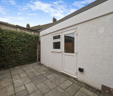 Church Hill Road, Cheam, SM3 - Photo 3