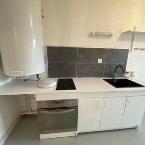 Location Appartement 3 pièces 61m² CHATEAUBRIANT 44110 - Photo 3