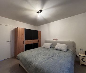 Recente halfopen bebouwing met 3 slaapkamers op rustige ligging te ... - Photo 6