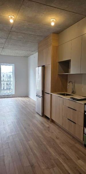 Moderne 3 ½ à aire ouverte - Photo 1