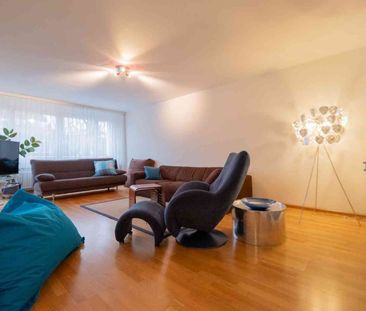 5.5 Zimmer, 150 m², 3. Stock - Photo 1