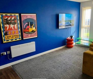 1 Bed Flat, Irwell Building, M5 - Photo 2