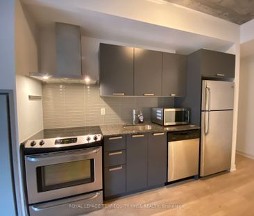 Six50 King West Lofts 650 , #202 - Photo 4