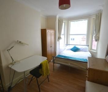 Castle Boulevard (4 Bed), Nottingham, NG7 - Photo 5