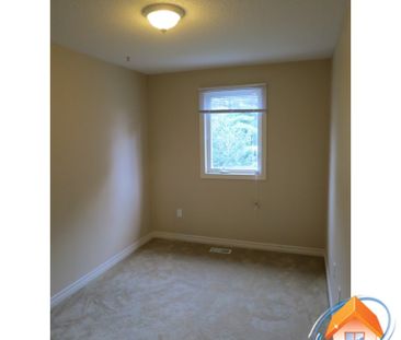 30 Vaughan St, Guelph - Photo 4