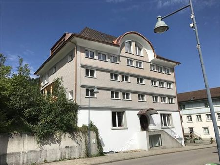 Charmante 3.5 - Dachwohnung in Brunnadern - 1. Monatsmiete geschenkt! - Foto 3