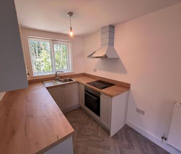 2 bedroom terraced house to rent - Photo 6