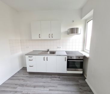 Mit offener Küche und exklusivem Bad - jetzt wohlfühlen! - Photo 3