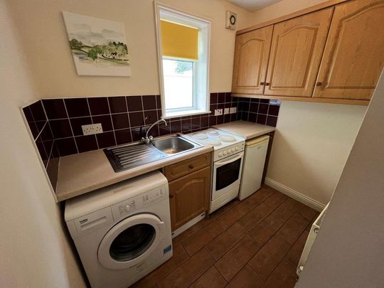 1 bedroom semi-detached house to rent - Photo 1