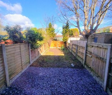 1 bedroom ground floor flat to rent - Photo 5