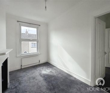 3 bedroom terraced house to rent - Photo 3