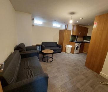 Crwys Road, Cardiff - Photo 1