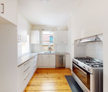 247 Danks Street, Albert Park VIC 3206 - House For Rent | Domain - Photo 4