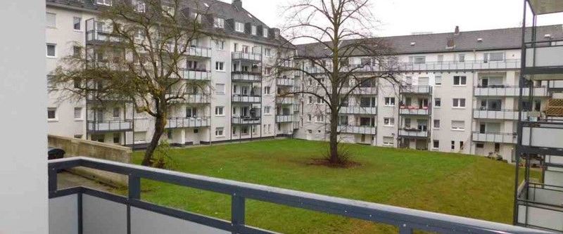 Kompl. renovierte 2-Zimmer-Whg. m. Balkon in sehr zentraler Lage - Photo 1