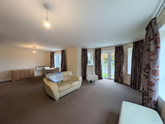 3 bedroom apartment to rent - Photo 1