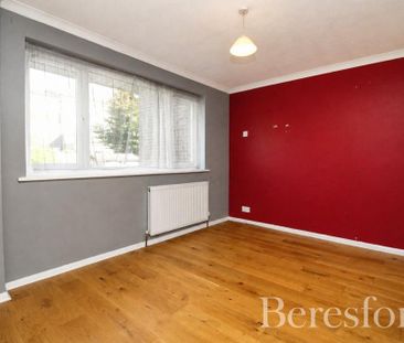 4 bedroom terraced house to rent - Photo 4