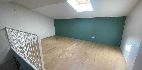 Location Appartement 2 pièces 53m² LA ROCHELLE 17000 - Photo 2
