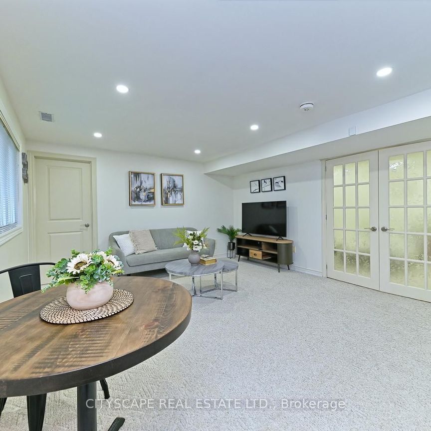 For Lease - 354 Plains Road, Burlington, Ontario - Photo 1