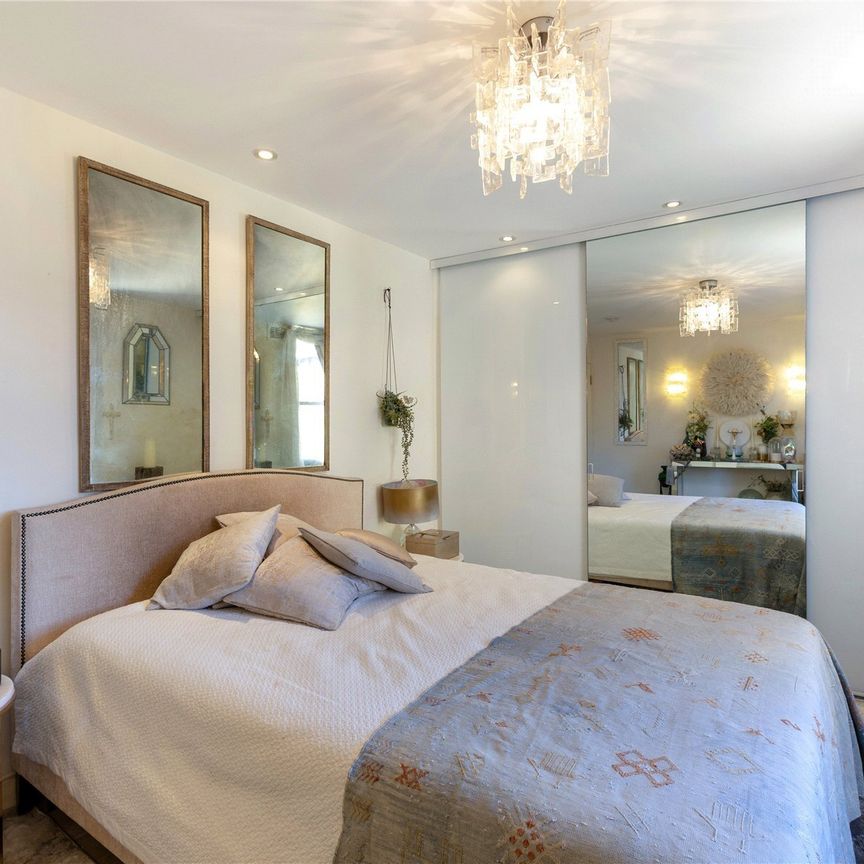 Eardley Crescent, London, SW5 flat to rent - Photo 1