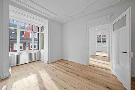 Charmante 4.5-ZWG frisch saniert & bezugsbereit - Photo 3