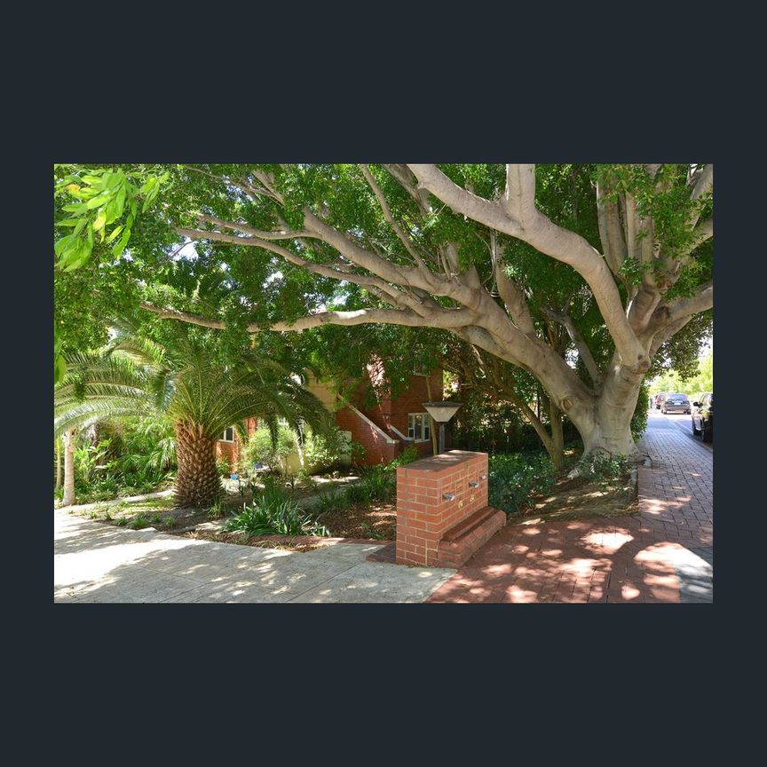 4/60 Broadway, Crawley, WA 6009 - Photo 1