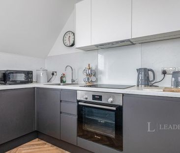 1 bedroom flat to rent - Photo 4