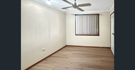 Versatile Three-Bedroom Home with Spacious Entertaining & Backyard Bungalow - Photo 5