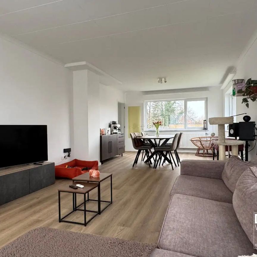 Gerenoveerde woning met tuin en inpandige garage gelegen te Spalbeek, 2 slaapkamers, 140m² bewoonbare oppervlakte, Energielabel C - Photo 1