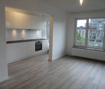 Appartement te huur - Photo 1