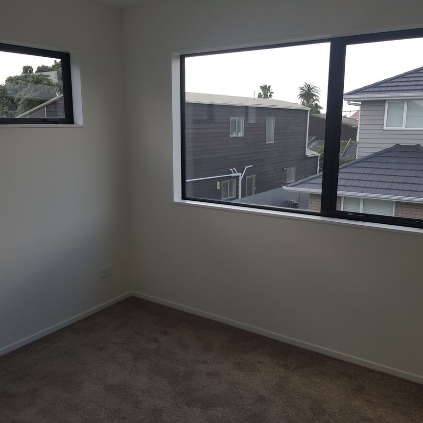 Property Management94D Bay Street, Red Beach - Townhouse for Rent - Photo 1