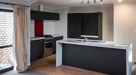 RAUREKA - 4 BEDROOMS - Photo 3