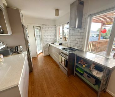 Family-Ready, Ample Parking & Fully Fenced � Don't Miss Out! - Photo 2