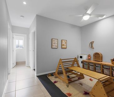 Modern Family Home with Pool in Prime Peregian Beach Location - Photo 2