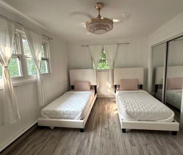 For Lease - 1119 Rebecca Street, Oakville, Ontario - Photo 4